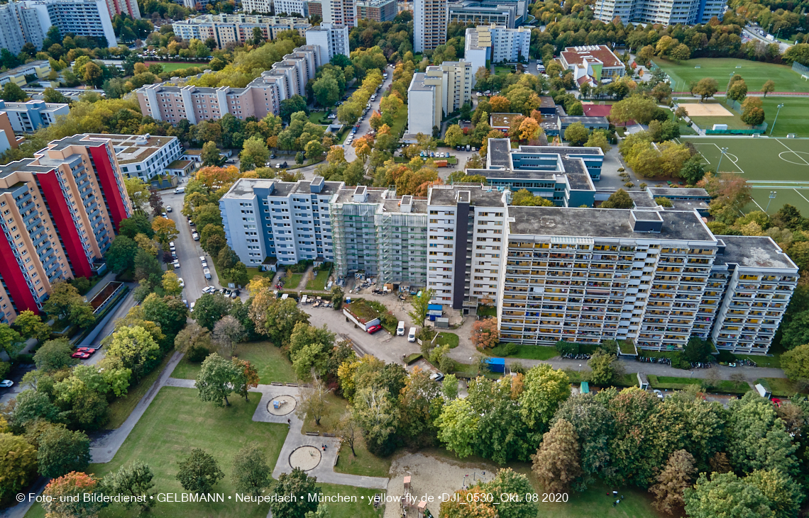 08.10.2020 - Aufstockungsbaustelle Oskar-Maria-Graf-Ring in Neuperlach